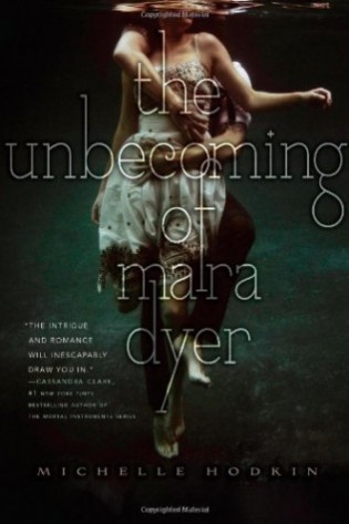 Review: The Unbecoming of Mara Dyer