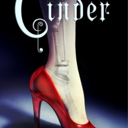 Review: Cinder by Marissa Meyer