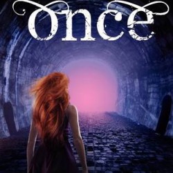 Review: Once by Anna Carey and Signed Giveaway!